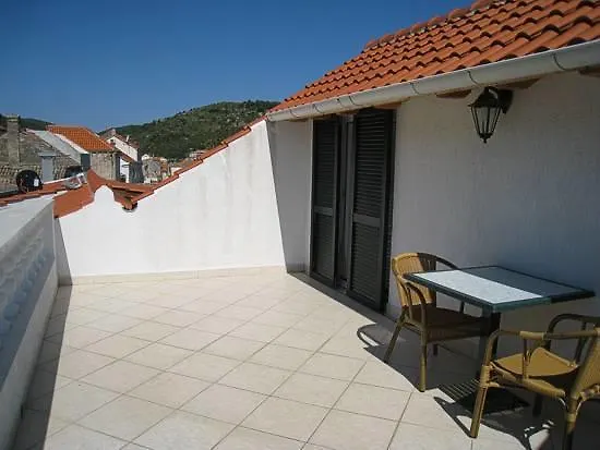 krevet i doručak Dionis Vis